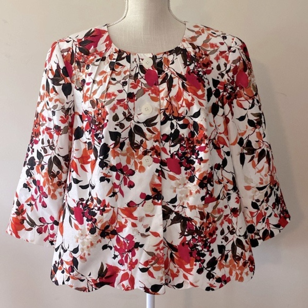 Isabela vintage woman’s blazer / jacket floral pink on white print button down